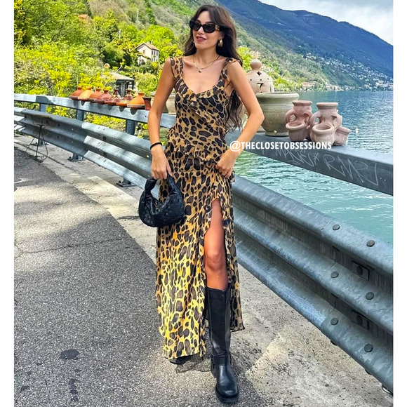 RARE!!! ZARA VIRAL DRESS!!! Printed Midi Dress NWT LAST ONE!!! - Picture 9 of 16